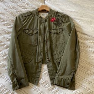 Like New ONLY Austin Rose Patch jacket print Size 36